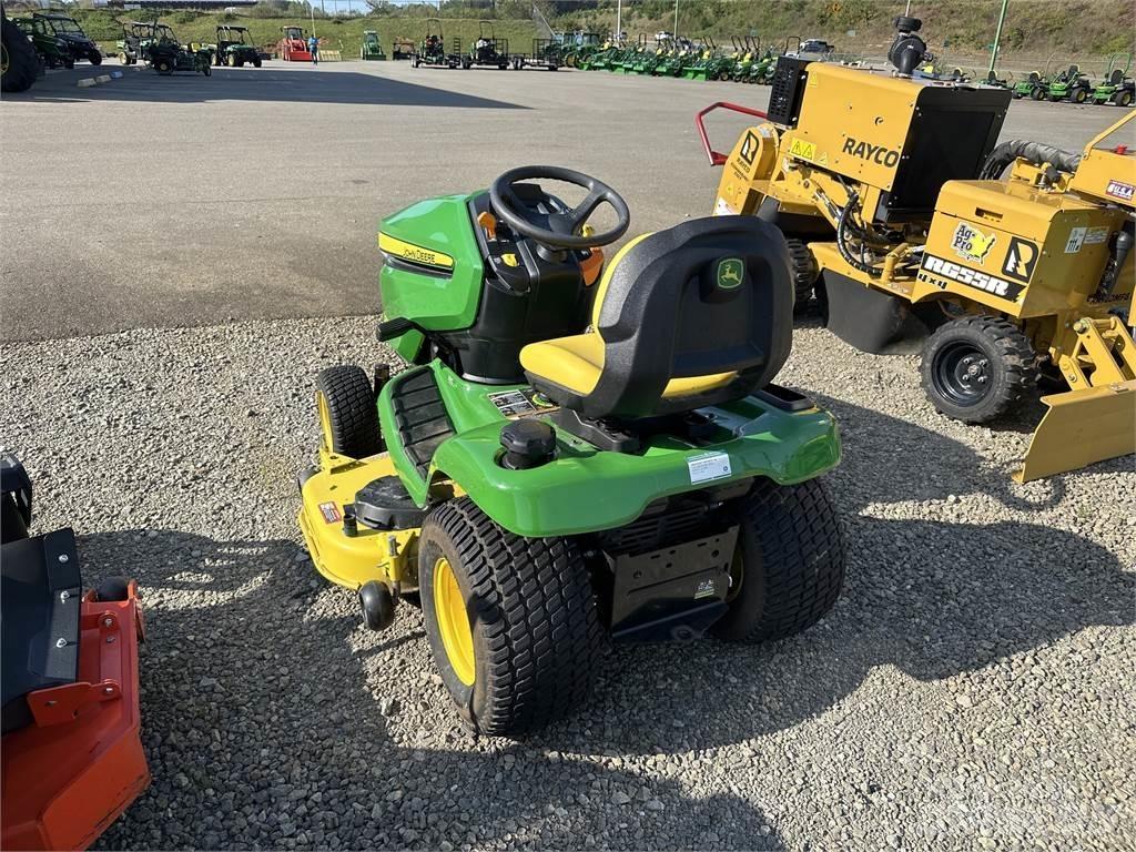 John Deere x380 Kompakt traktorok