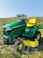 John Deere X390 Kompakt traktorok