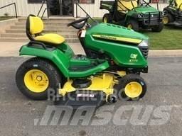 John Deere X570 Kompakt traktorok