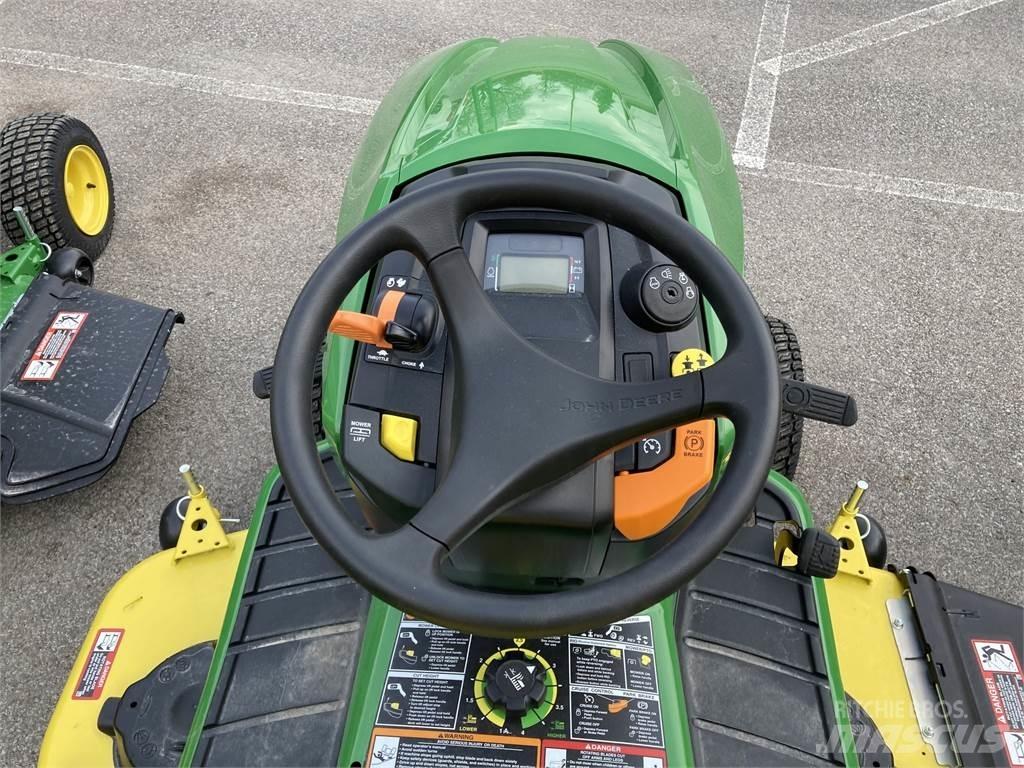 John Deere X570 Kompakt traktorok