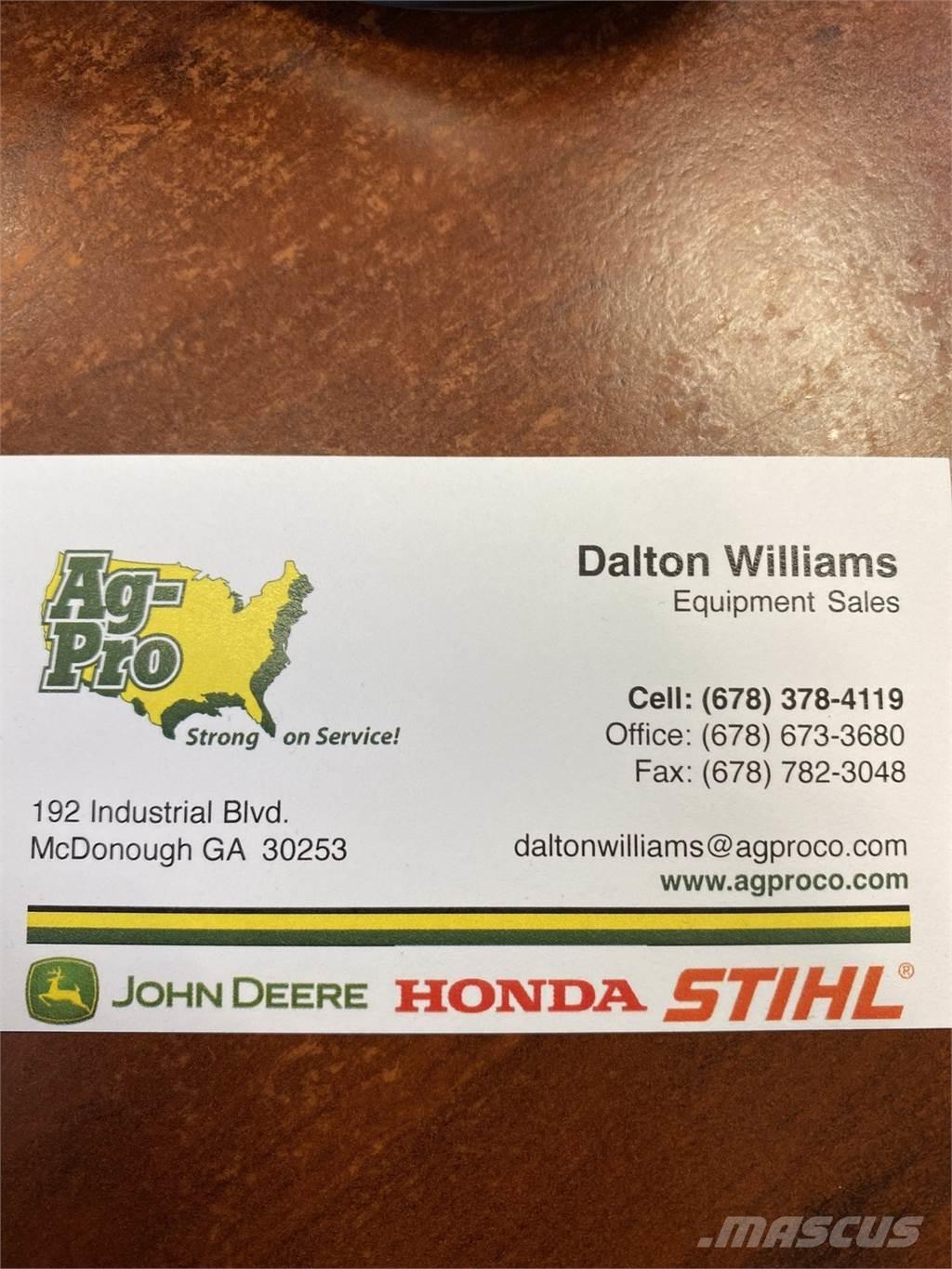 John Deere Z320R Nulla fordulósugarú fűnyírók