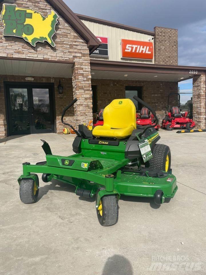 John Deere Z325E Nulla fordulósugarú fűnyírók