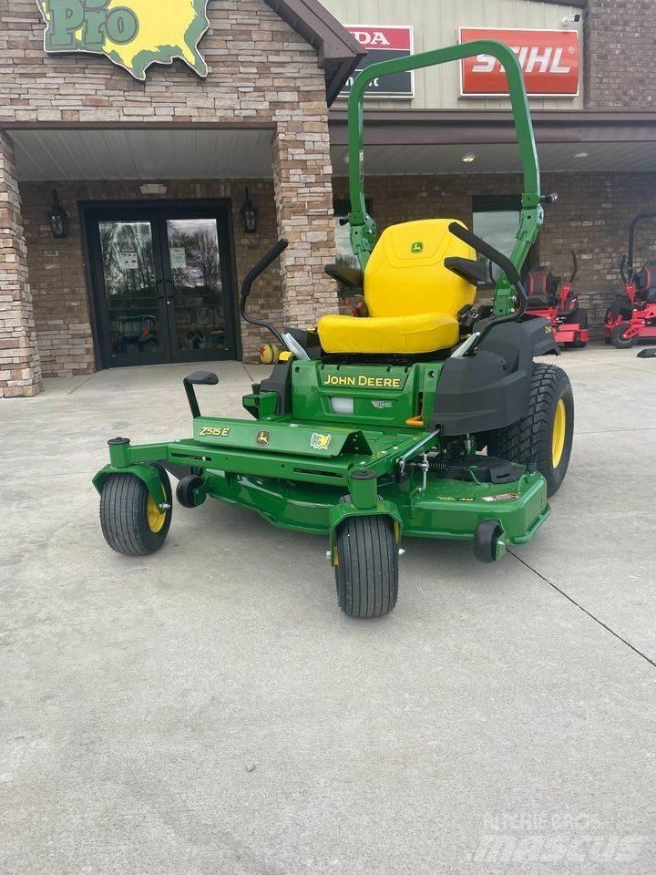 John Deere Z515E Nulla fordulósugarú fűnyírók