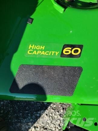John Deere Z545R Nulla fordulósugarú fűnyírók