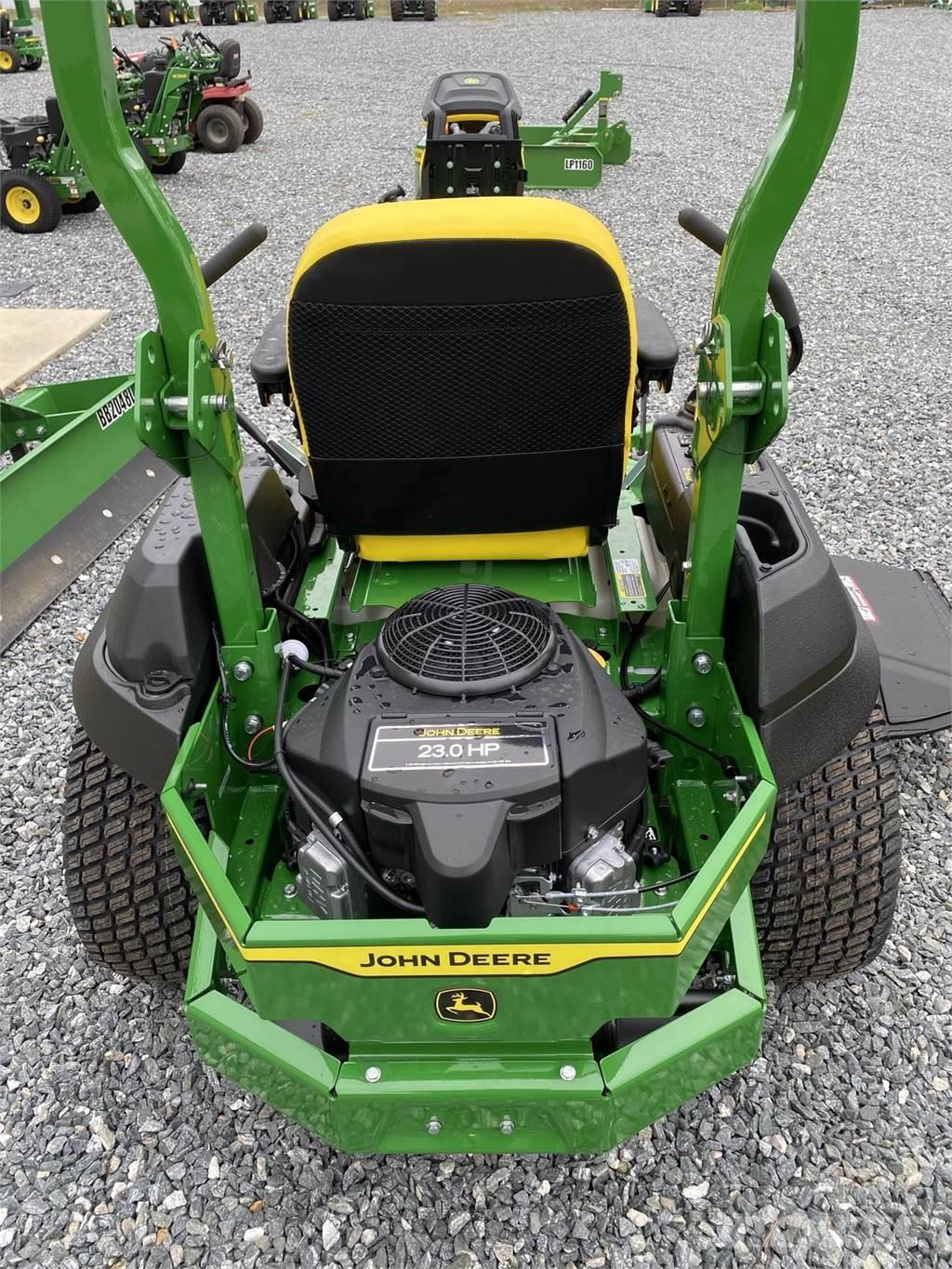 John Deere Z720E Nulla fordulósugarú fűnyírók