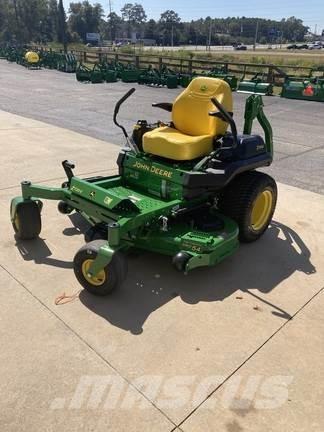 John Deere Z720E Nulla fordulósugarú fűnyírók