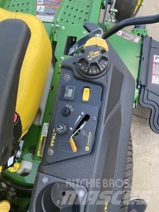 John Deere Z720E Nulla fordulósugarú fűnyírók