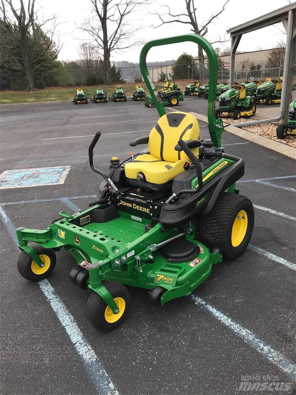 John Deere Z920M Nulla fordulósugarú fűnyírók