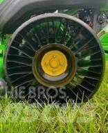John Deere Z920M Nulla fordulósugarú fűnyírók