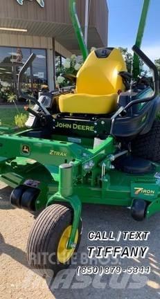 John Deere Z920M Nulla fordulósugarú fűnyírók