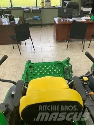 John Deere Z920M Nulla fordulósugarú fűnyírók