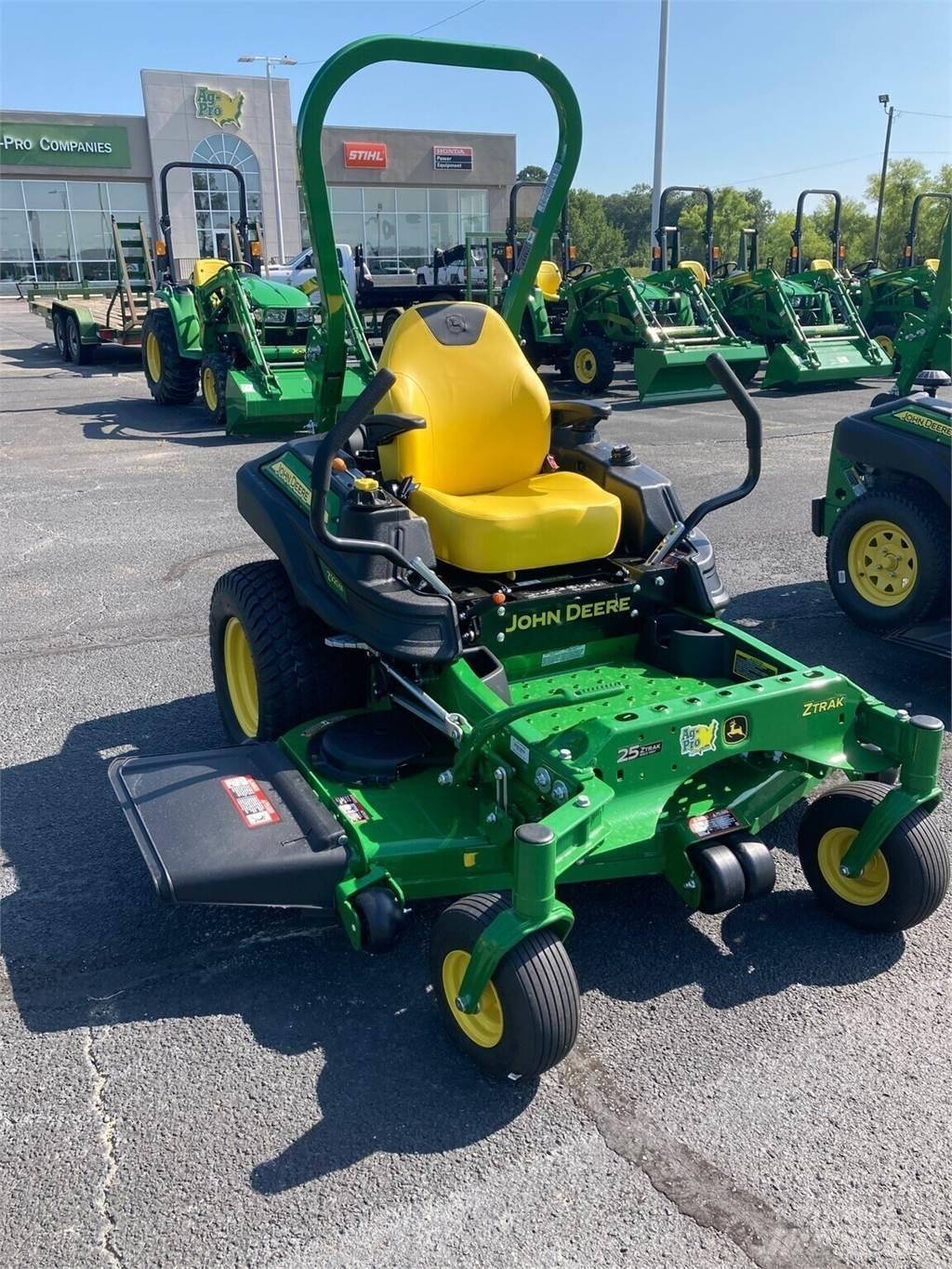 John Deere Z920M Nulla fordulósugarú fűnyírók