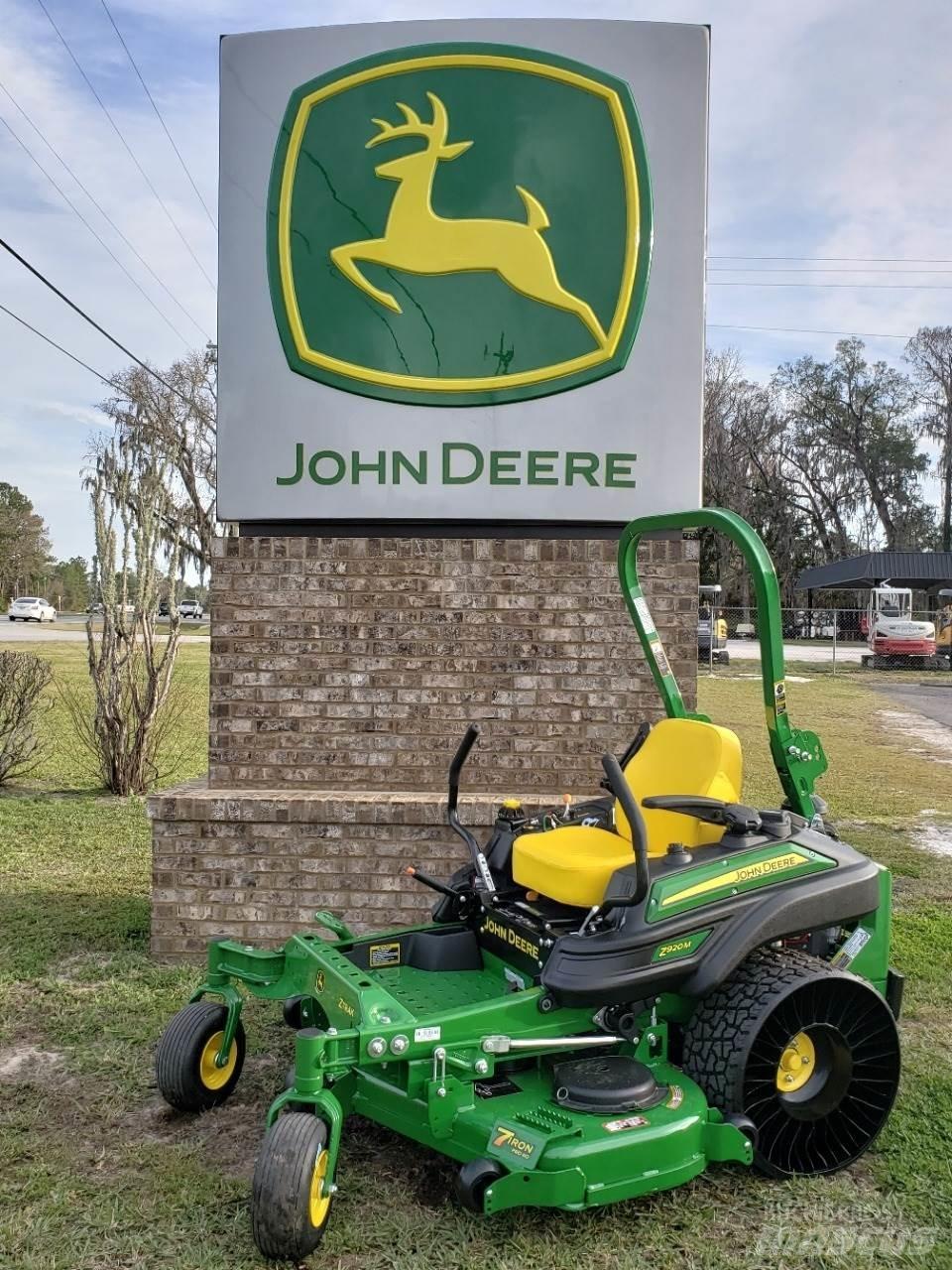 John Deere Z920M Nulla fordulósugarú fűnyírók