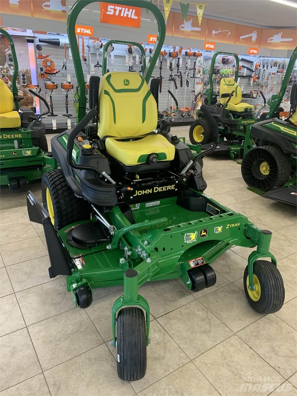 John Deere Z920M Nulla fordulósugarú fűnyírók