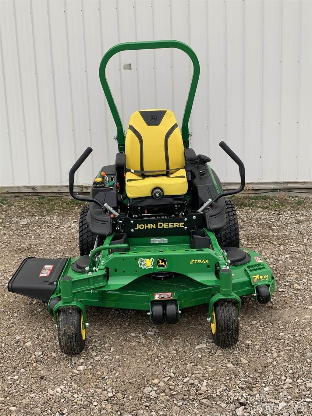 John Deere Z930M Nulla fordulósugarú fűnyírók