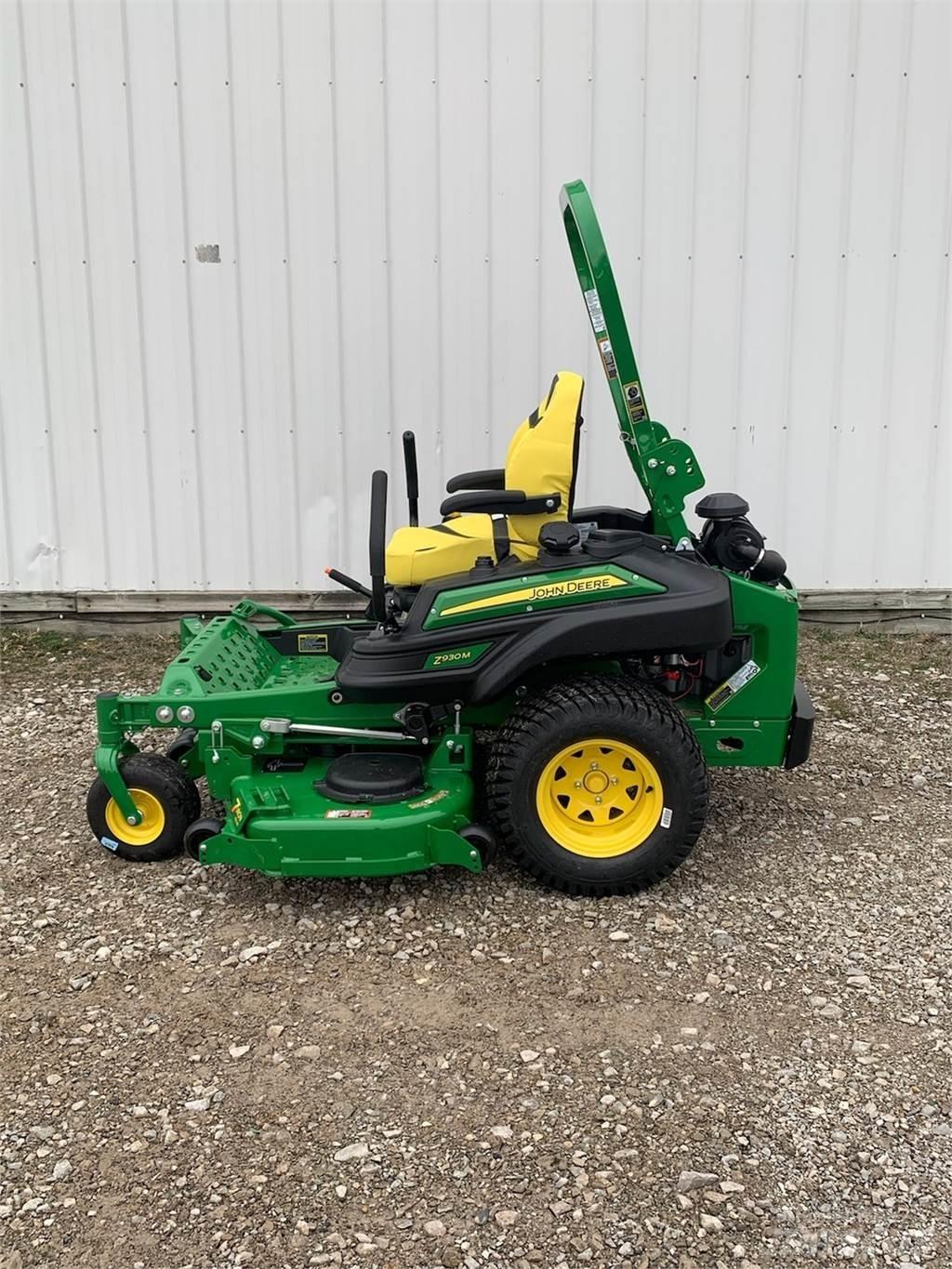John Deere Z930M Nulla fordulósugarú fűnyírók