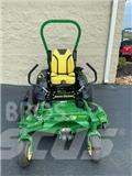 John Deere Z930M Nulla fordulósugarú fűnyírók