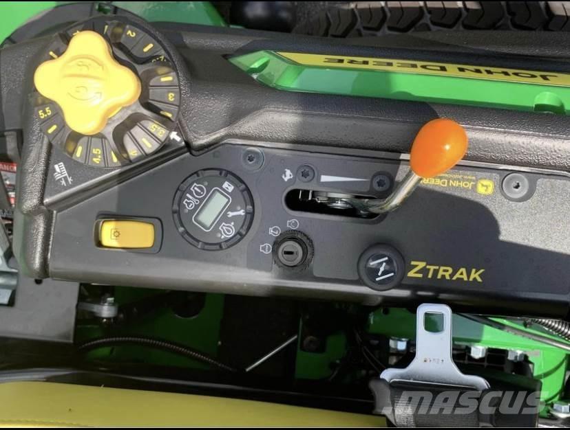 John Deere Z930M Nulla fordulósugarú fűnyírók