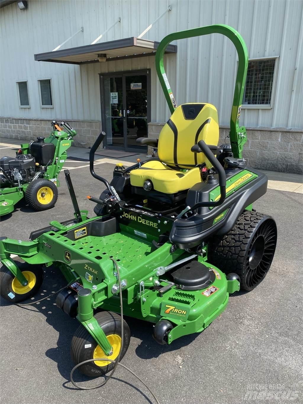John Deere Z950M Nulla fordulósugarú fűnyírók