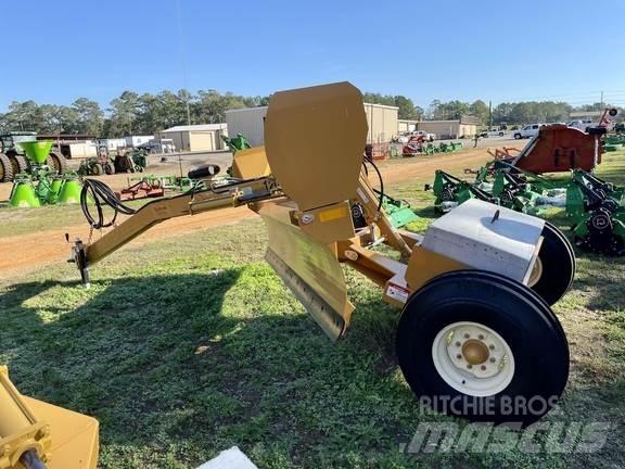 Johnson 1200 Traktorok