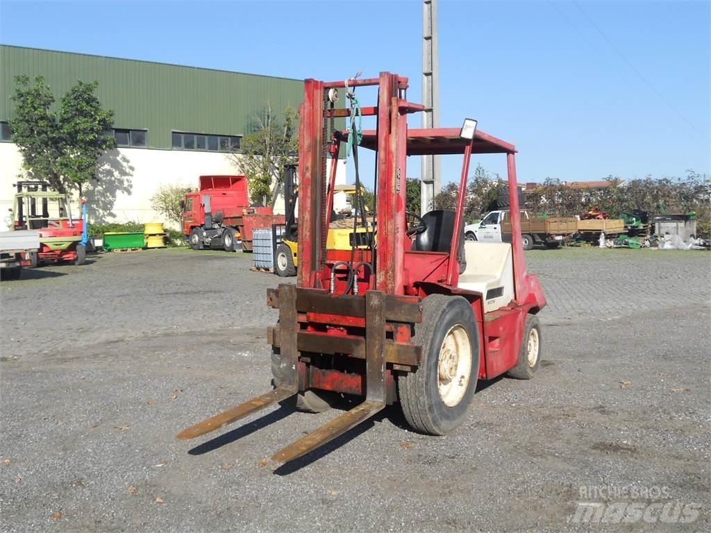 Manitou MCE25H Targoncák-Egyéb