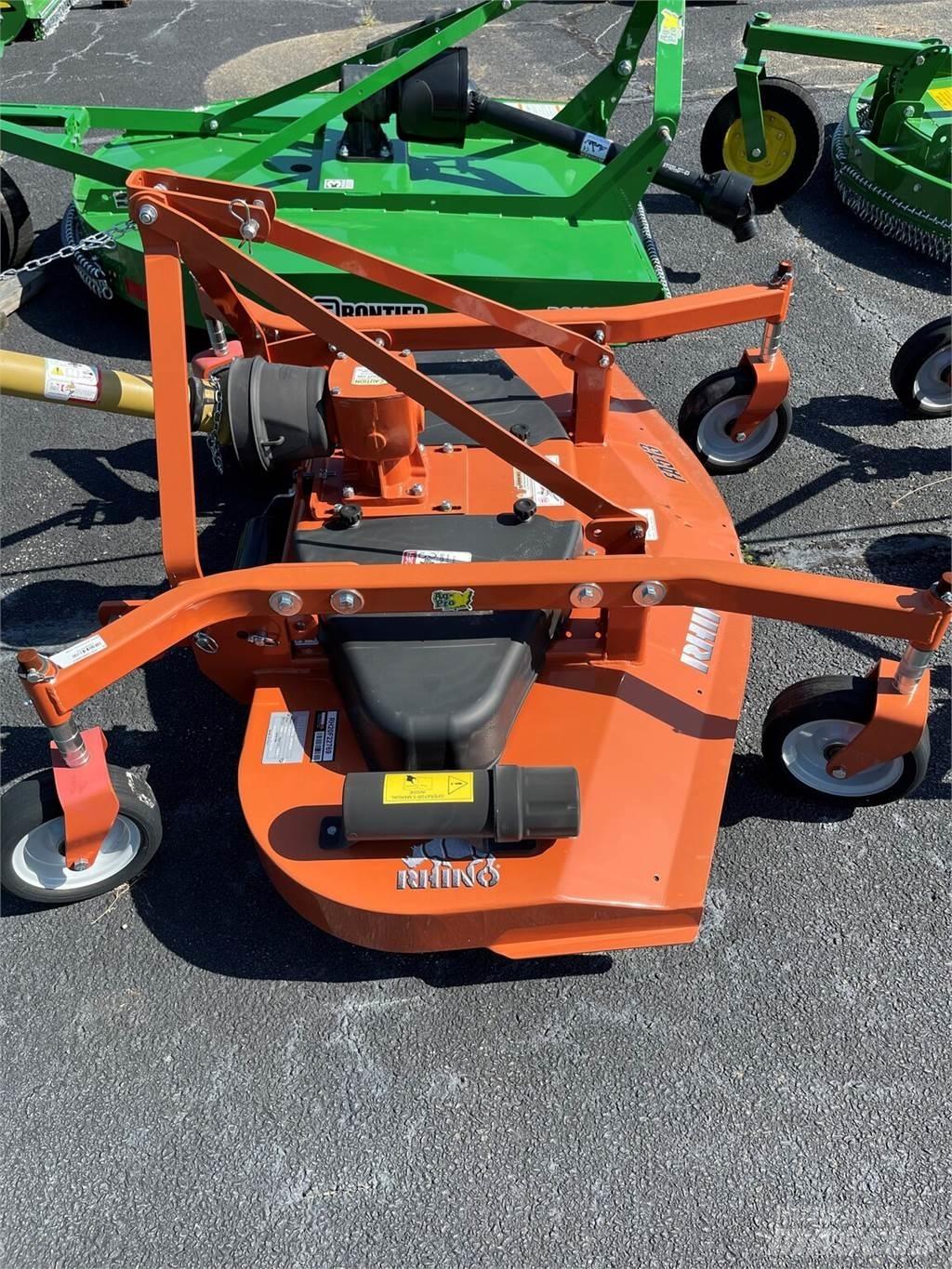 Rhino FA513 Ráülős fűnyírók