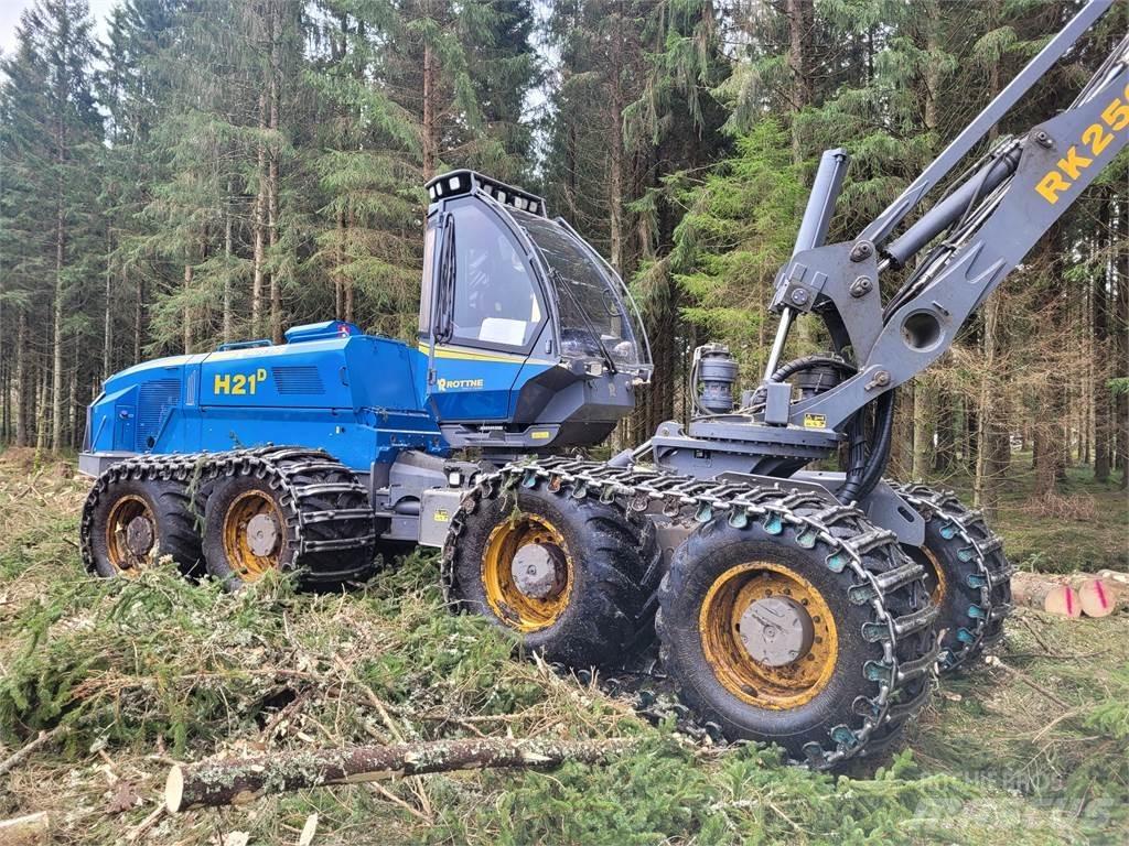 Rottne H21D Betakarítók