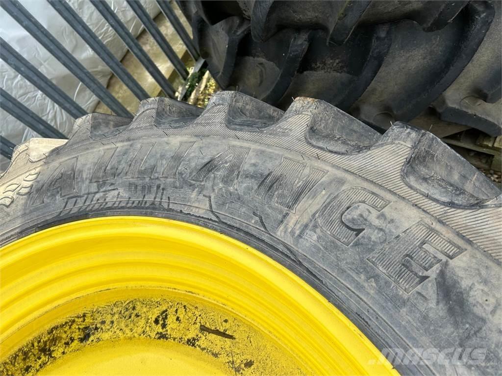  Row Crop Tyres Gumiabroncsok, kerekek és felnik