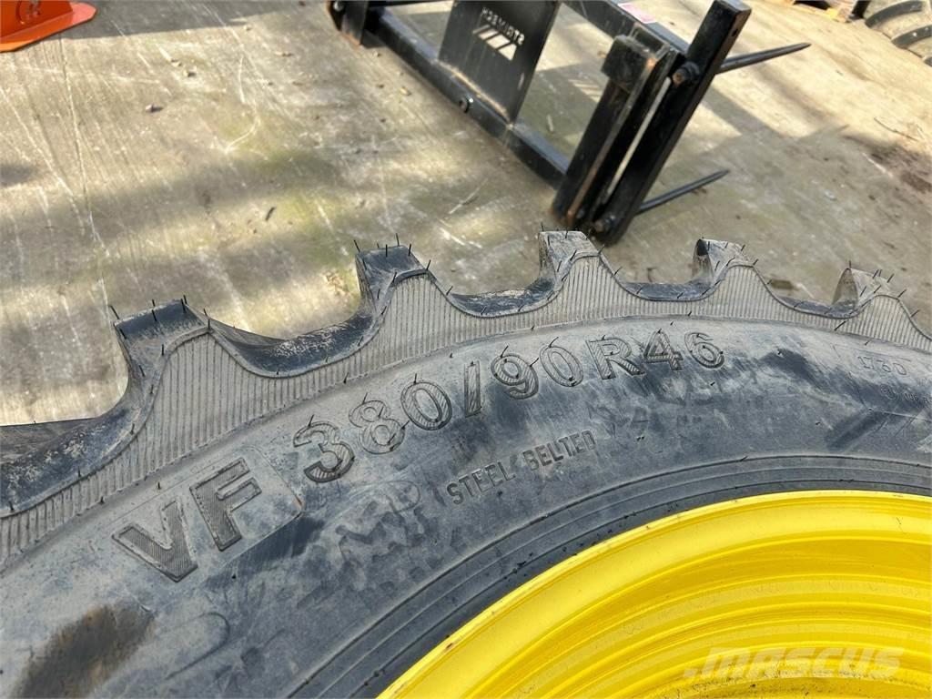  Row Crop Tyres Gumiabroncsok, kerekek és felnik