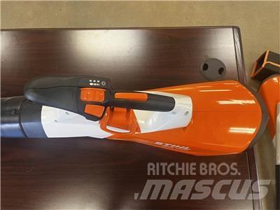 Stihl BGA200 Golfkocsik