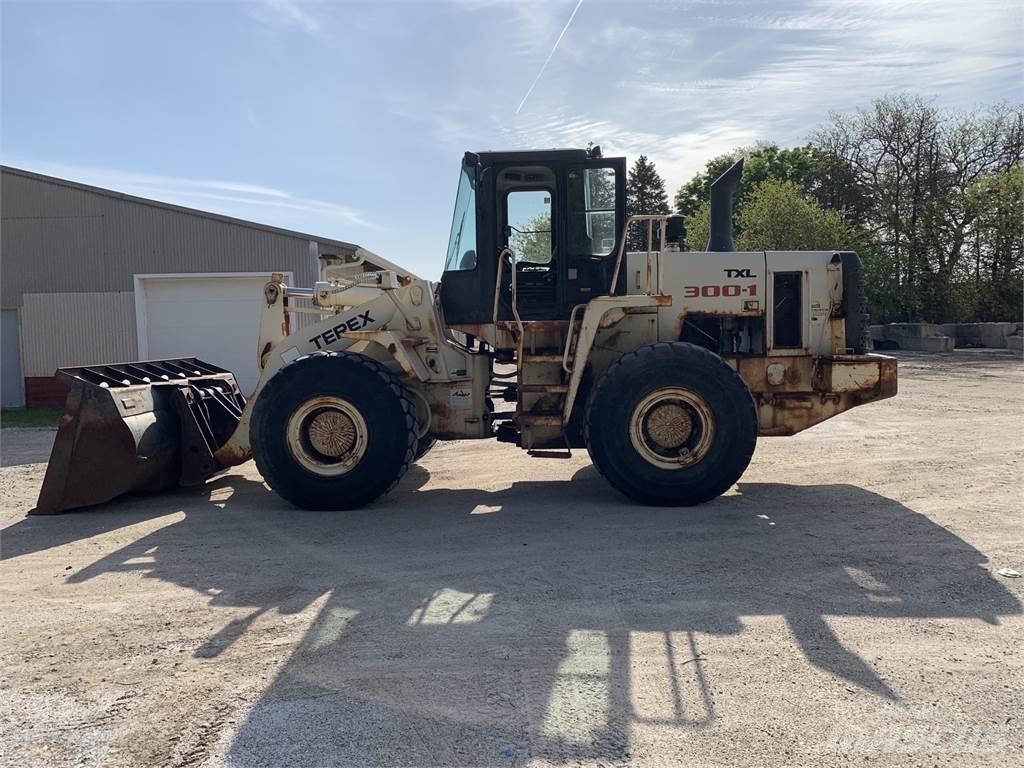 Terex TXL300 Gumikerekes homlokrakodók
