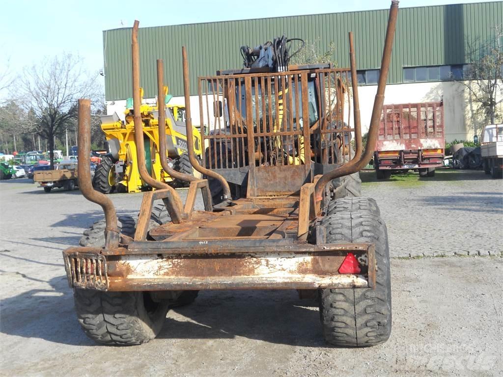 Valtra N121 Daruk és rakodók