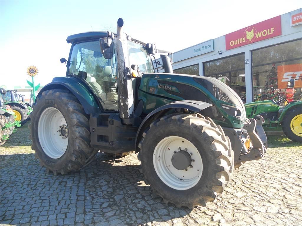 Valtra T174 Traktorok