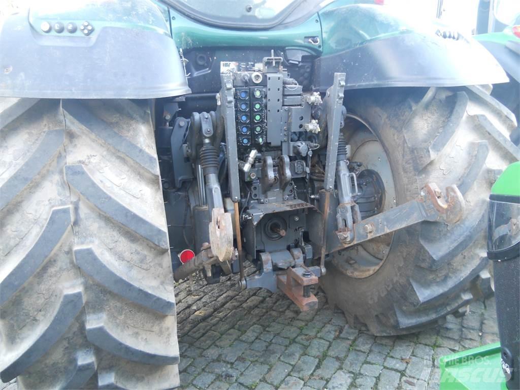 Valtra T174 Traktorok