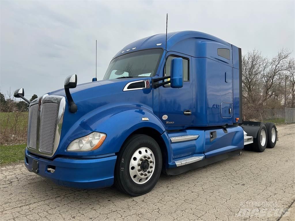 Kenworth T680 Nyergesvontatók