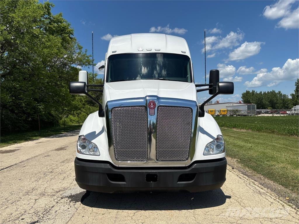 Kenworth T680 Nyergesvontatók