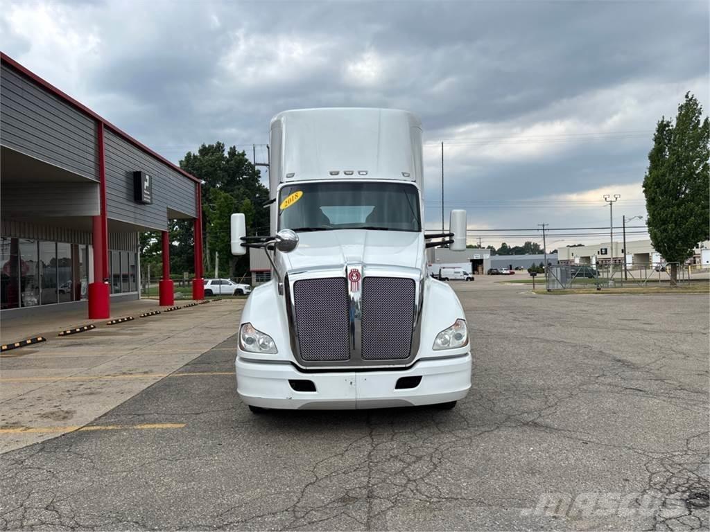 Kenworth T680 Nyergesvontatók