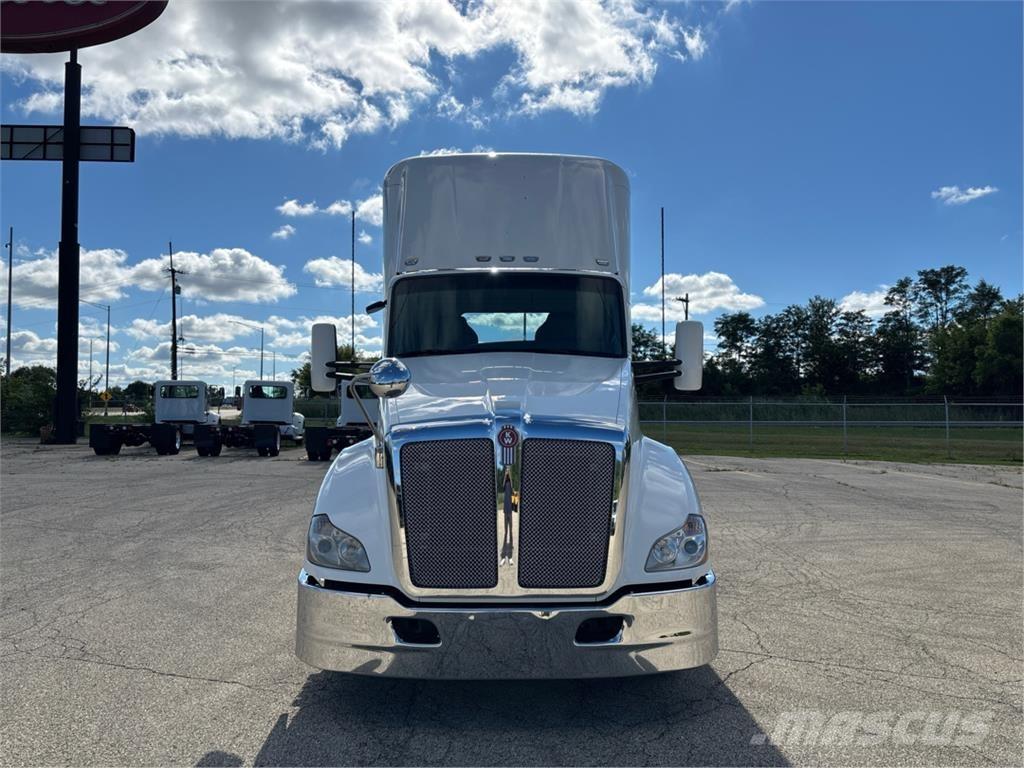 Kenworth T680 Nyergesvontatók