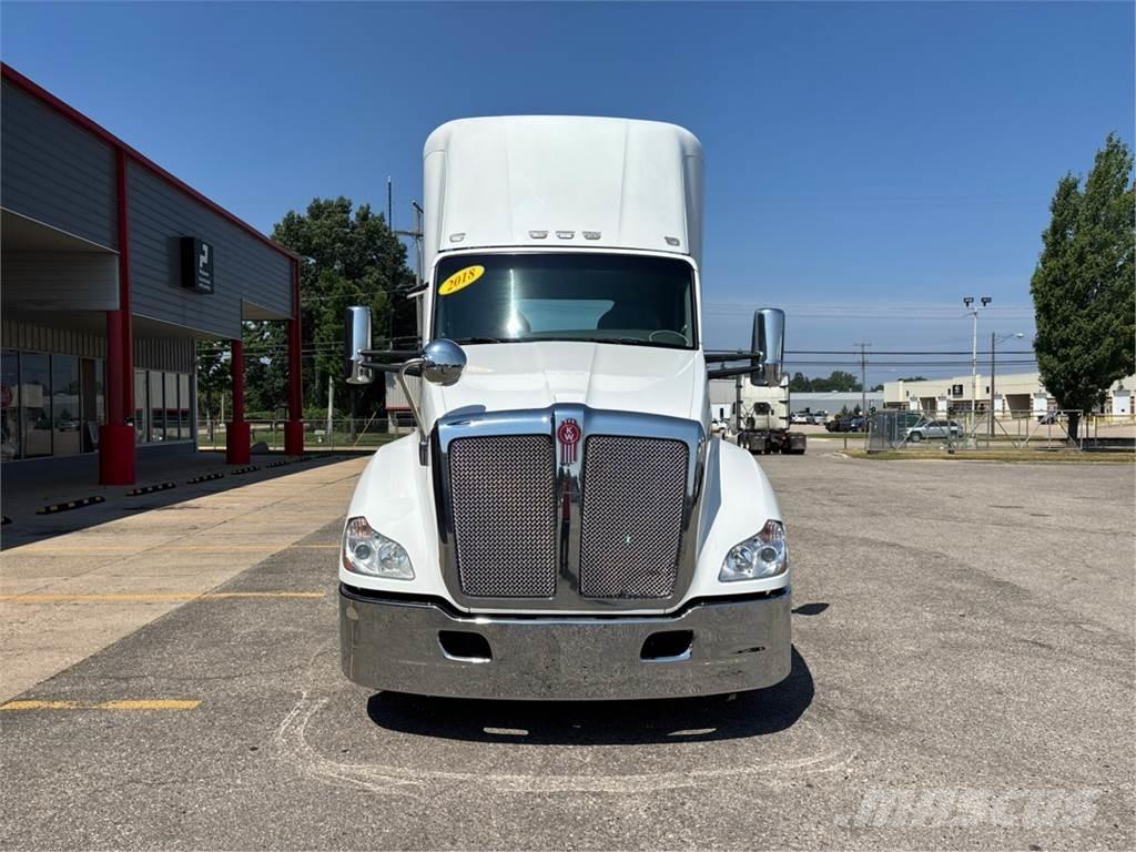 Kenworth T680 Nyergesvontatók