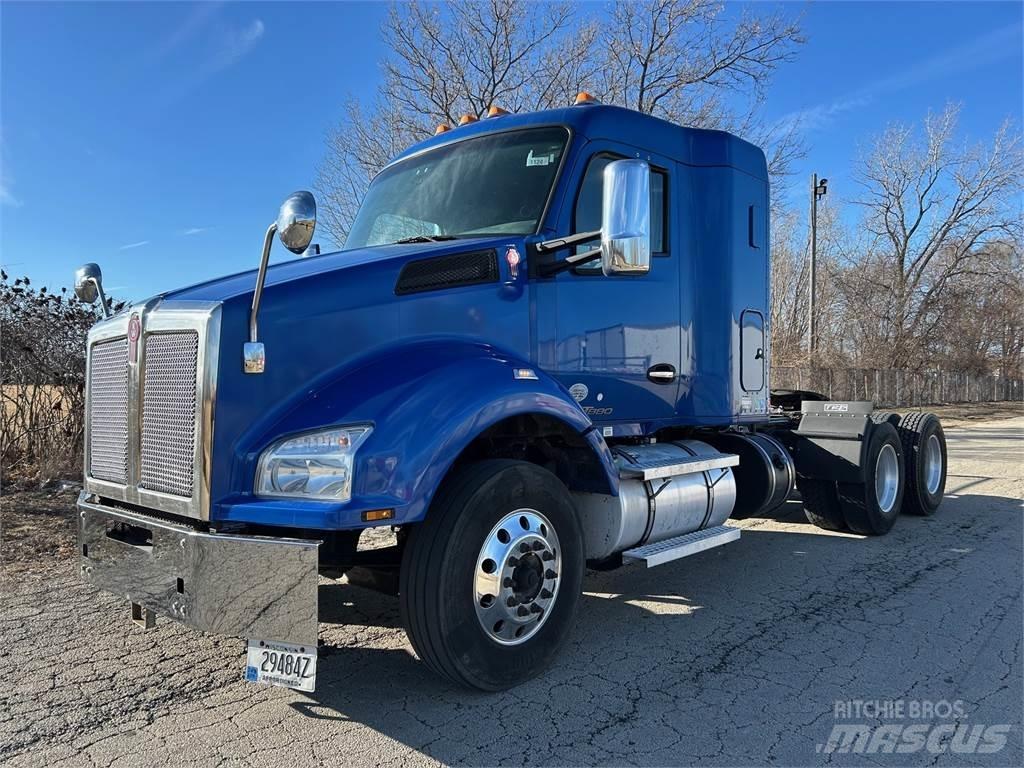 Kenworth T880 Nyergesvontatók