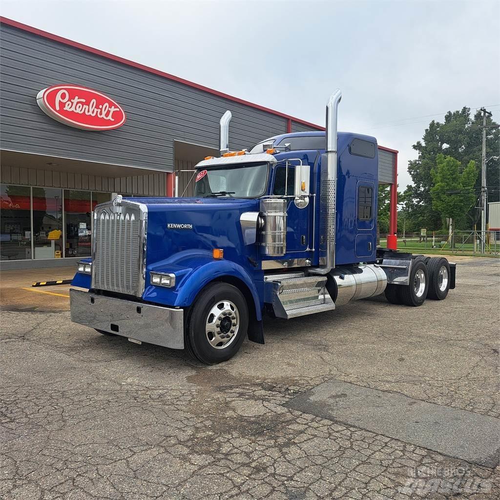 Kenworth W900 Nyergesvontatók