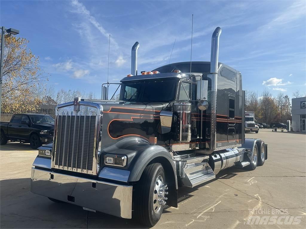 Kenworth W900 Nyergesvontatók