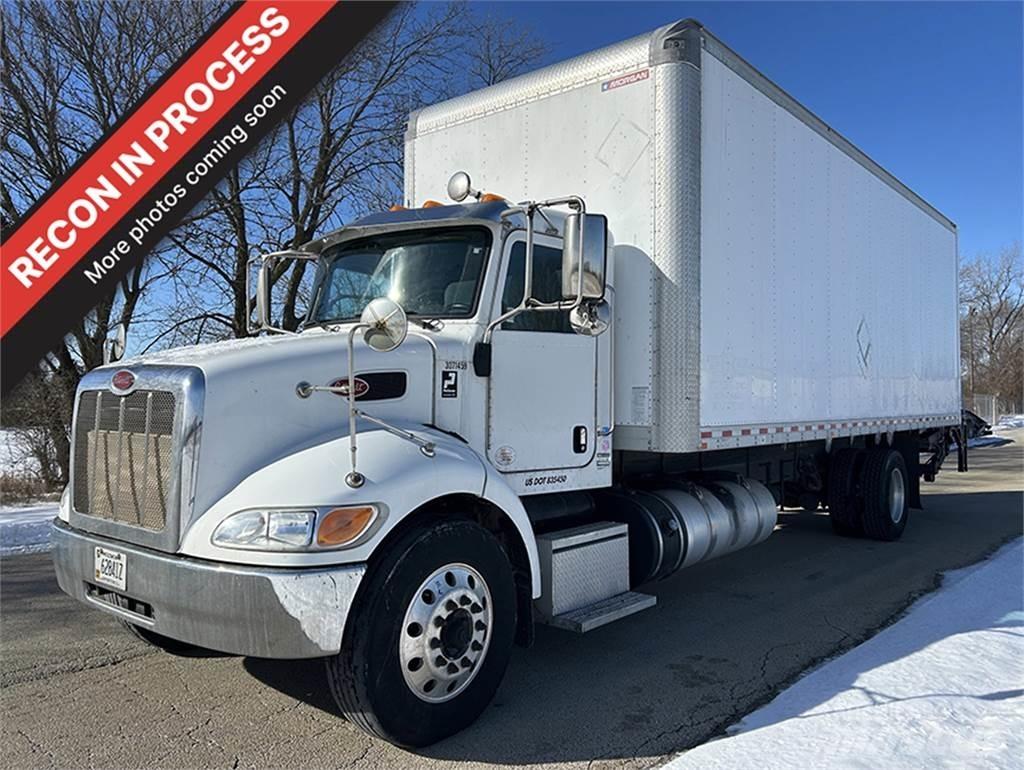 Peterbilt 337 Dobozos teherautók