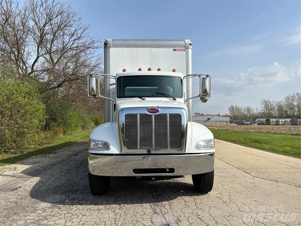 Peterbilt 337 Dobozos teherautók