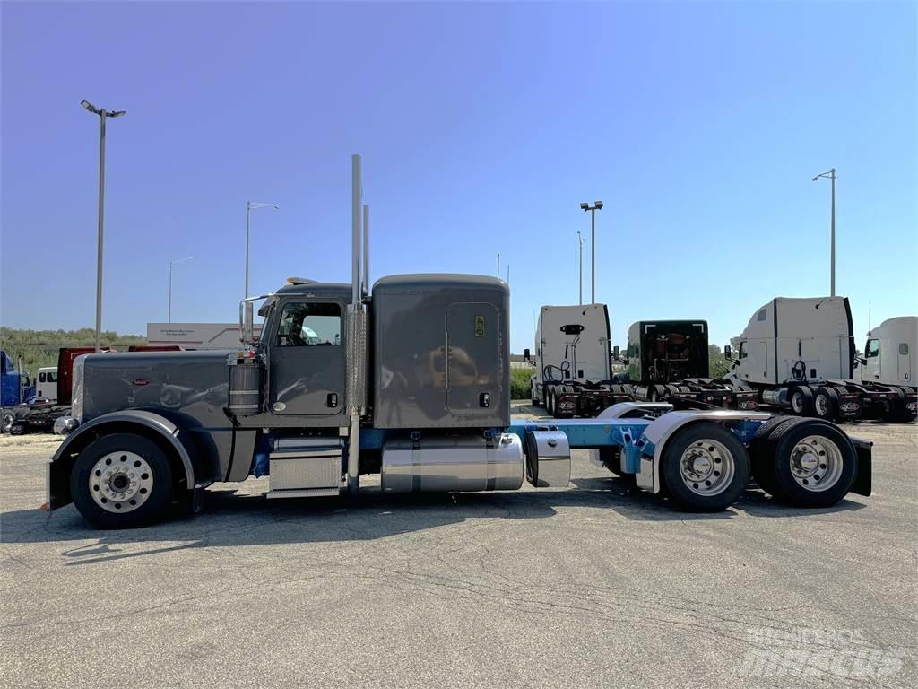 Peterbilt 389 Nyergesvontatók