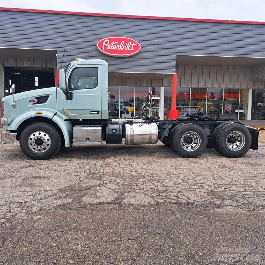 Peterbilt 567 Nyergesvontatók