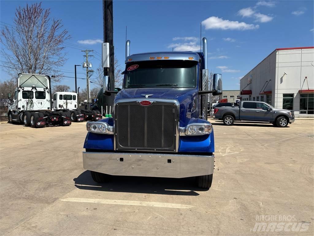 Peterbilt 567 Nyergesvontatók