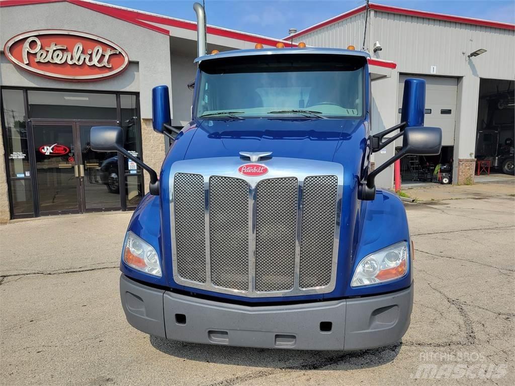 Peterbilt 579 Nyergesvontatók
