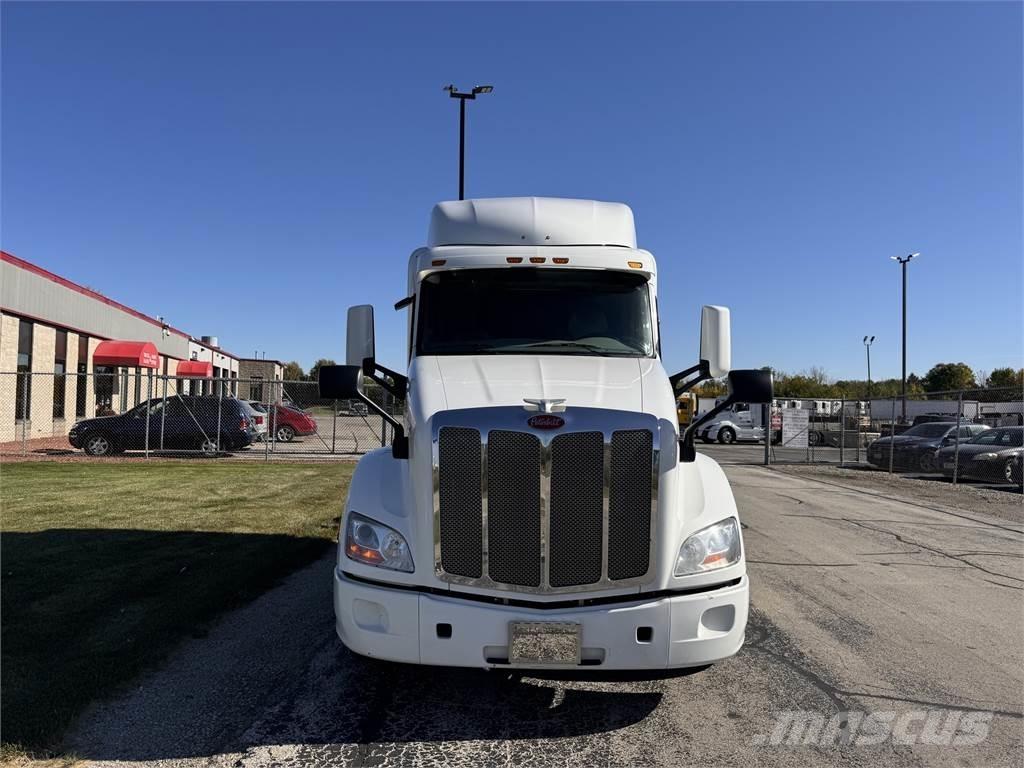 Peterbilt 579 Nyergesvontatók