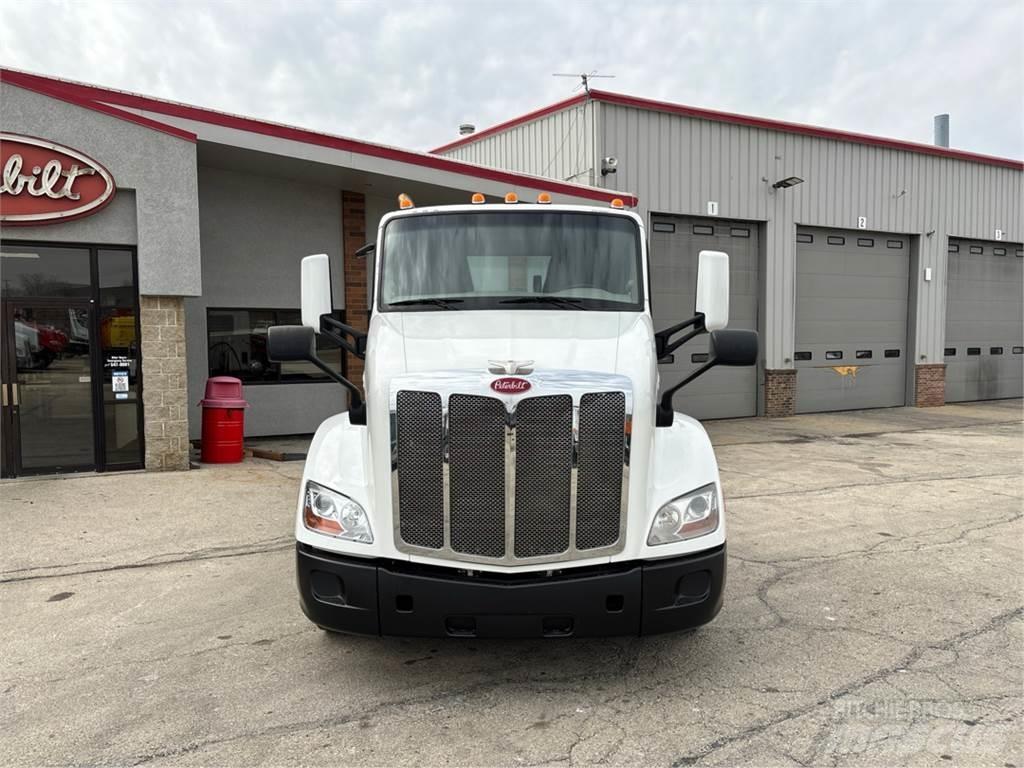 Peterbilt 579 Nyergesvontatók